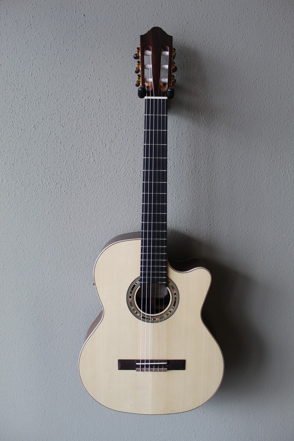 Kremona Fiesta F65CW-SB Acoustic/Electric Classical Guitar with Gig Bag
