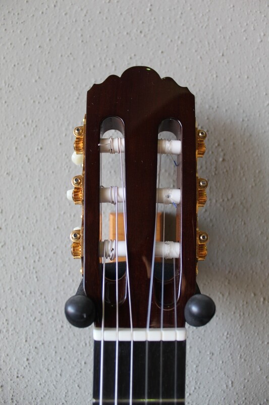 Yamaha GC32C Nylon String Classical Guitar - with Softshell Case