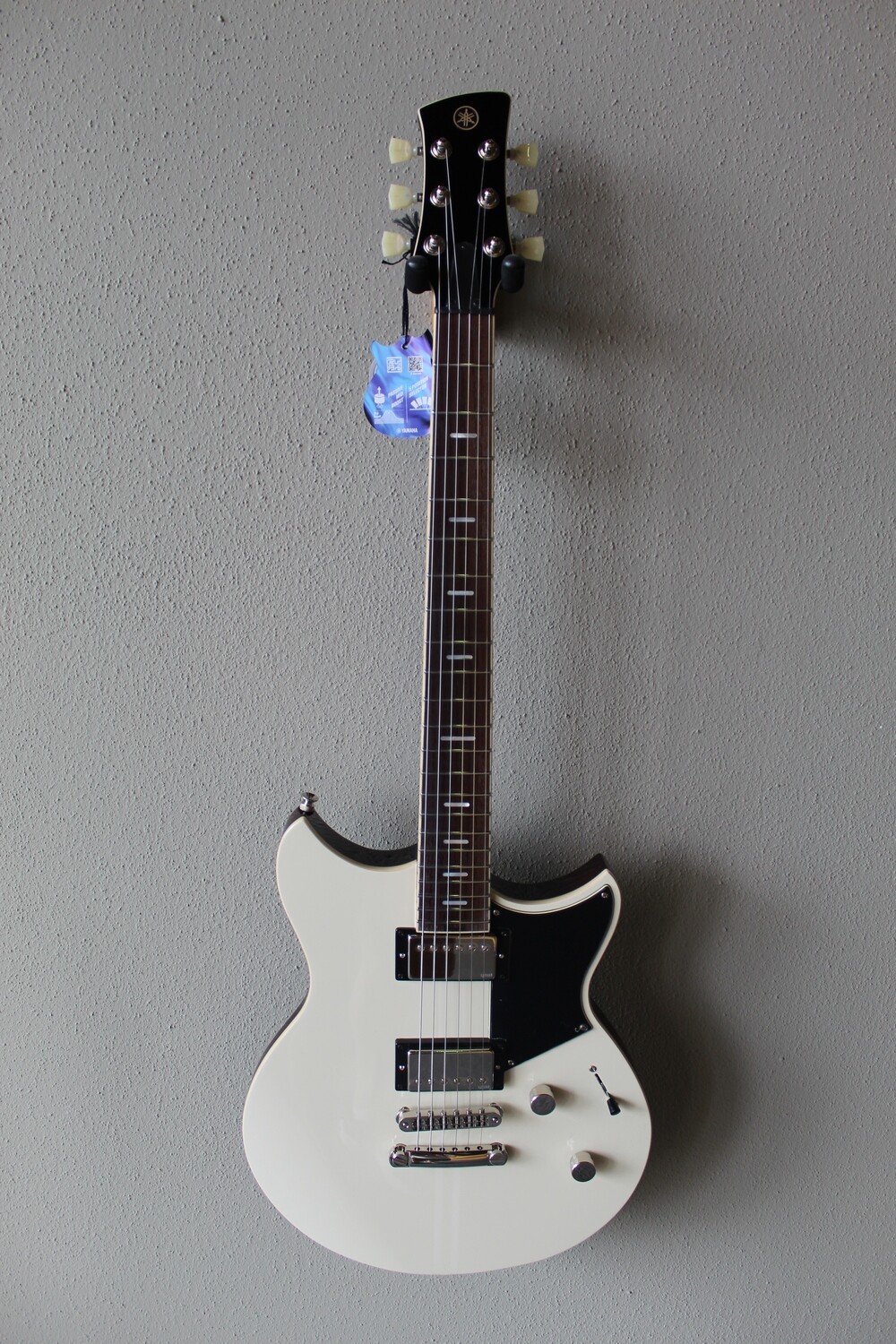 Yamaha RSS20-VW Revstar Standard Electric Guitar with Gig Bag - Vintage White