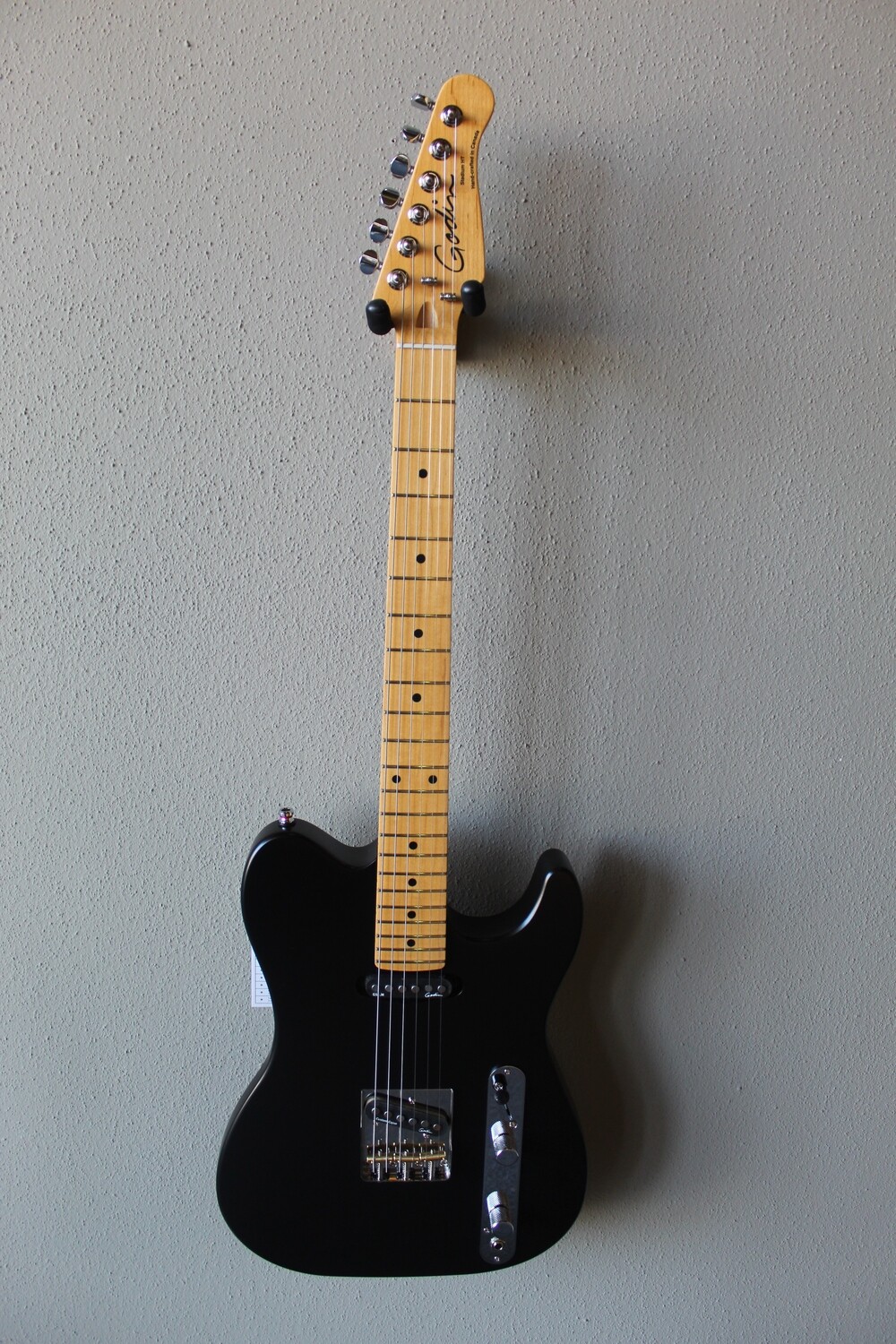 Godin Stadium HT Electric Guitar with Deluxe Gig Bag - Matte Black