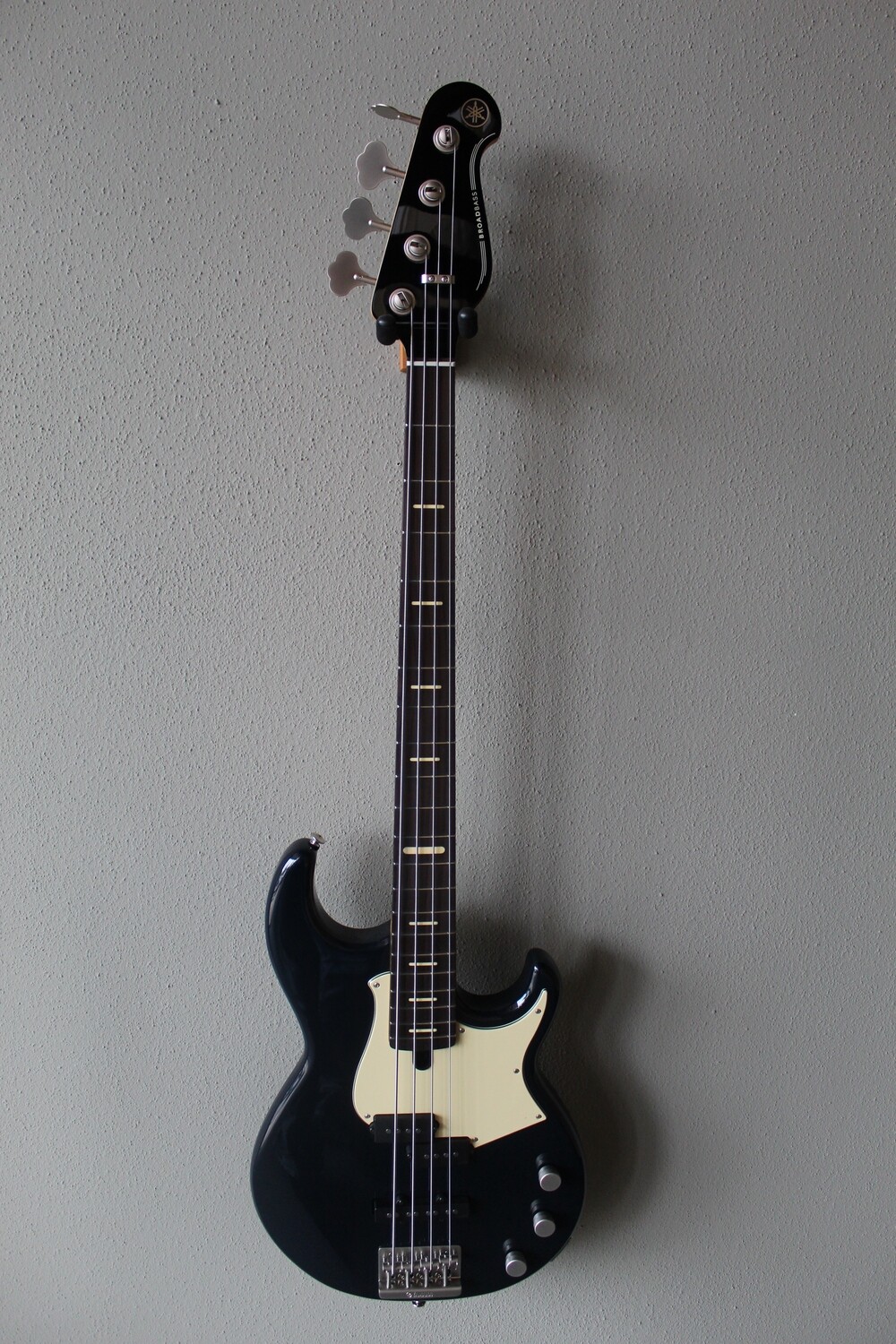 Yamaha BBP34 Electric Bass Guitar - Midnight Blue - Made in Japan