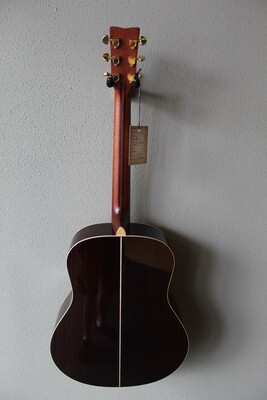 Yamaha LL16D Steel String Jumbo Acoustic/Electric Guitar