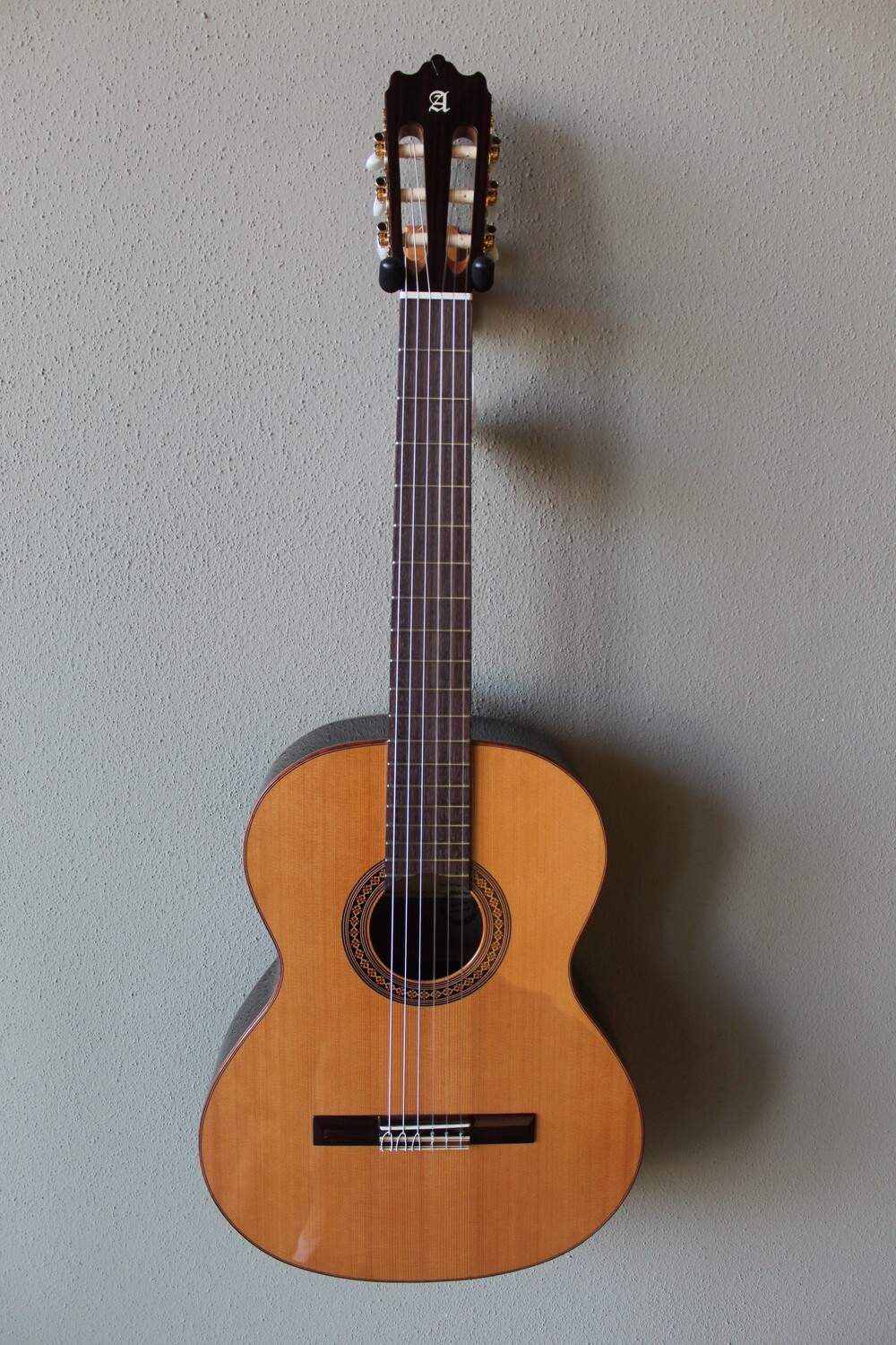 Alhambra 4Z Ziricote Classical Guitar - Made in Spain