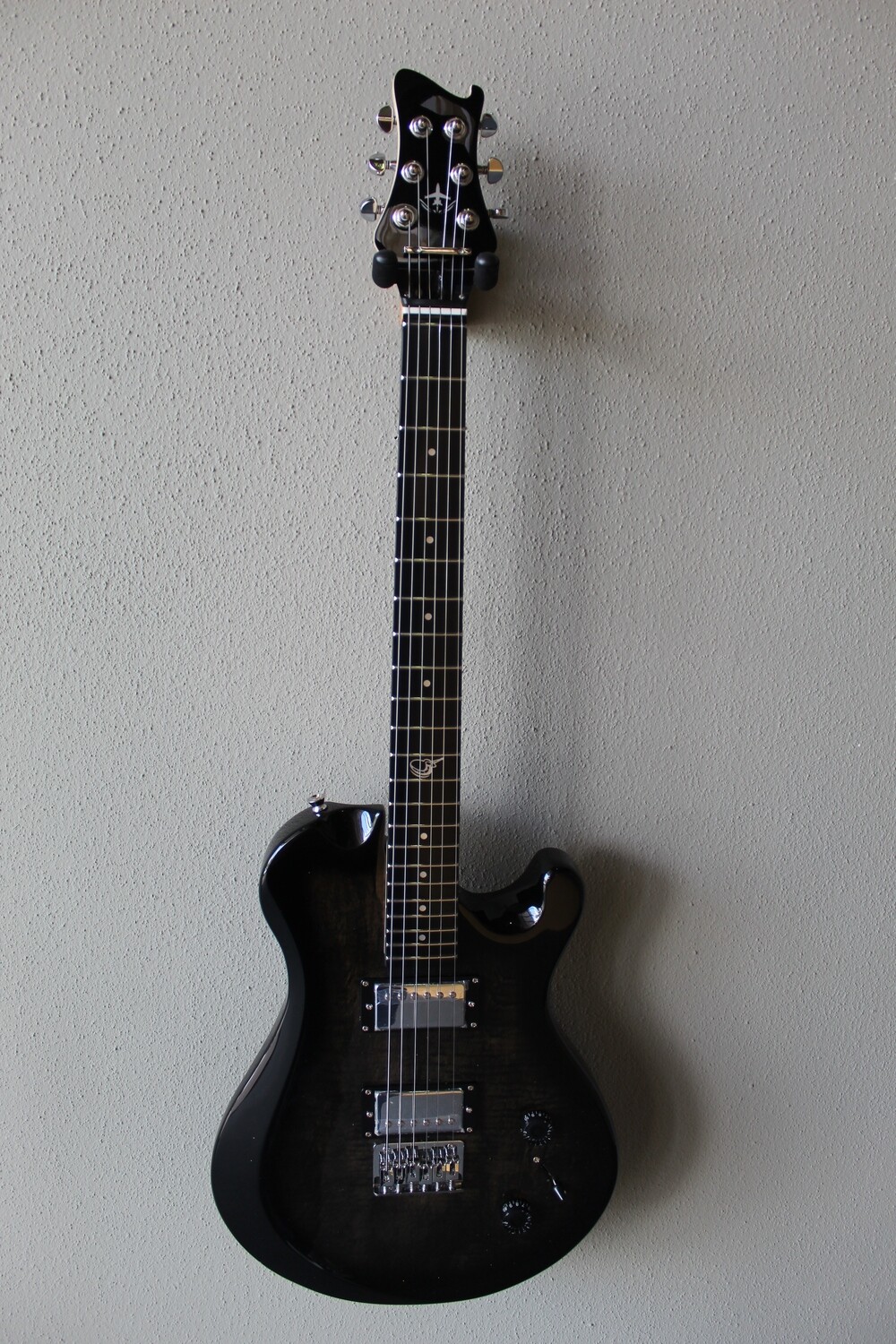 Journey Instruments OE990 Collapsible Overhead Electric Travel Guitar - Faded Black Journey Instruments OE990 Collapsible Overhead Electric Travel Guitar - Faded Black
