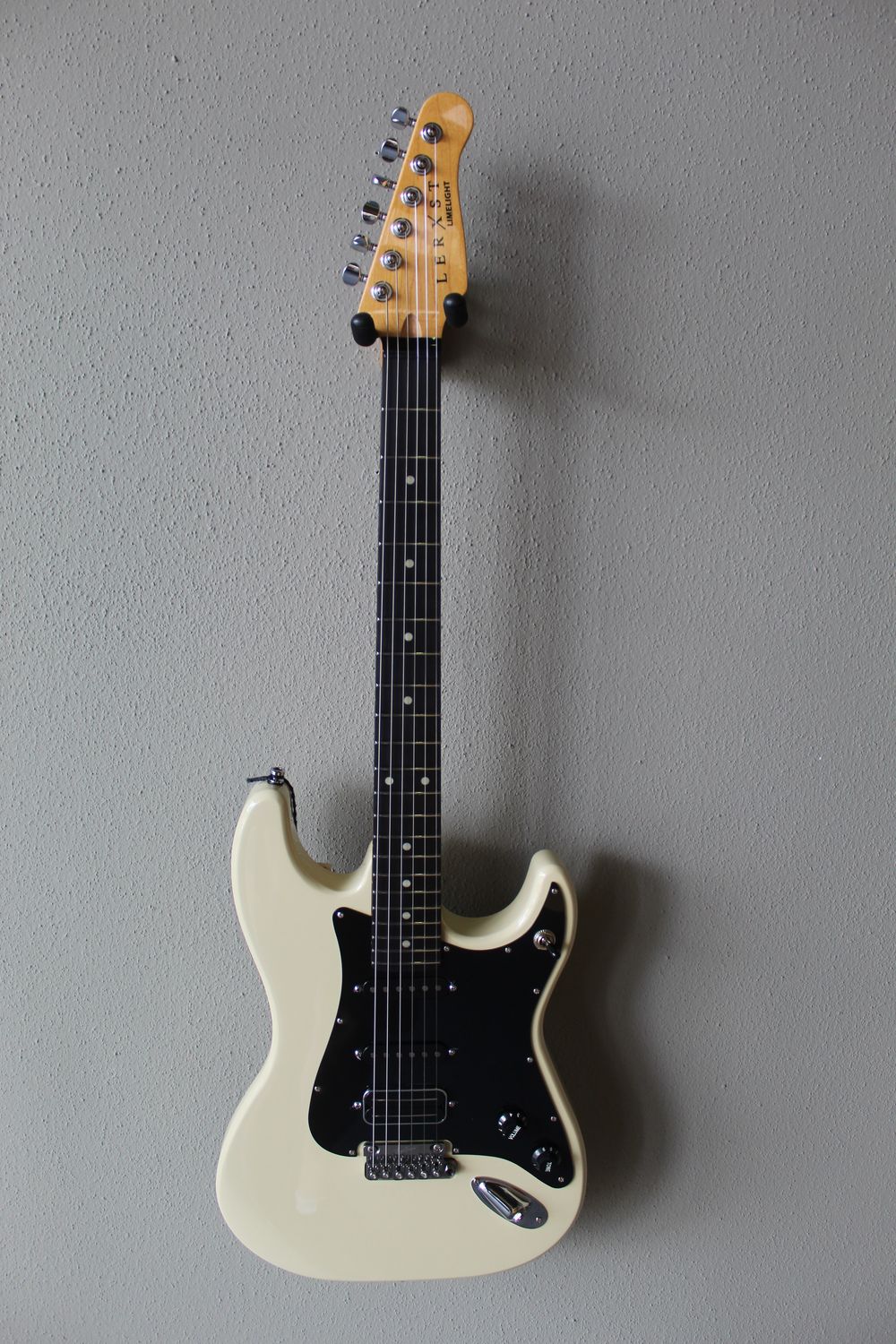 Godin LERXST Limelight LTD Electric Guitar with Vega Tremolo - Cream