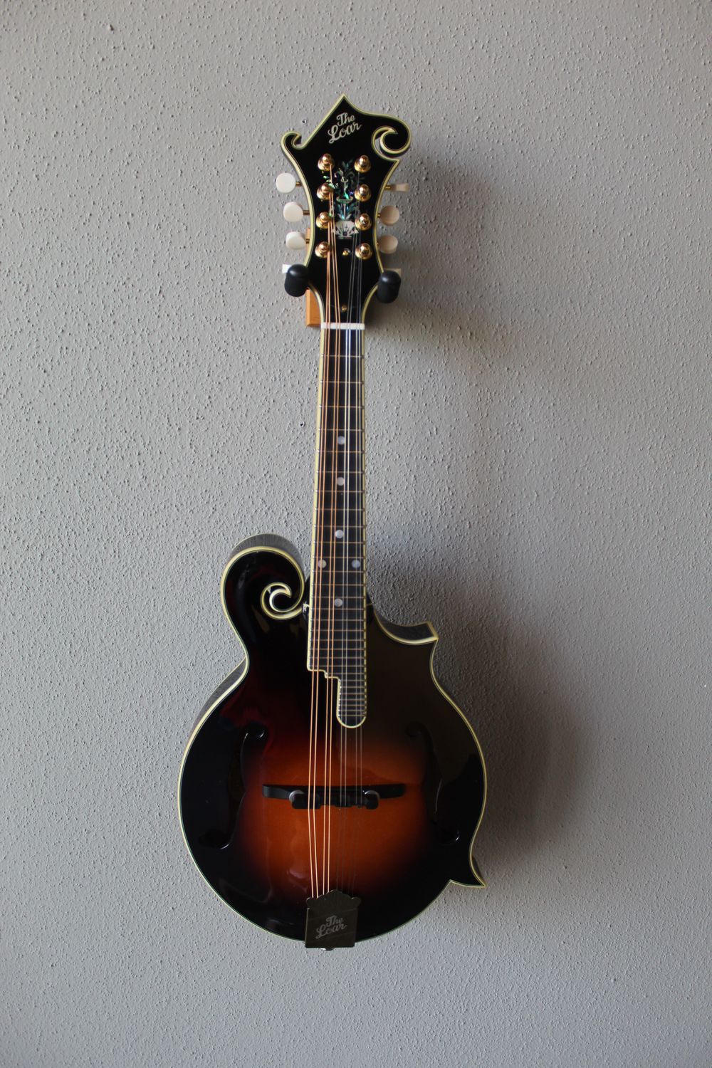 The Loar LM-700E-VS Supreme F-Style Acoustic/Electric Mandolin with Hard Case