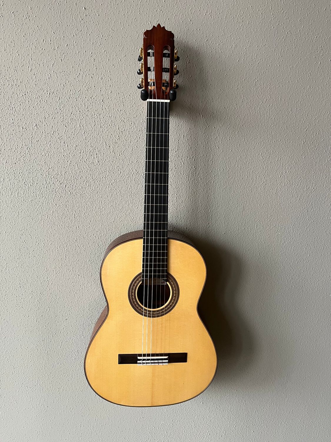 Francisco Navarro Spruce Top Concert Classical Guitar Francisco Navarro Spruce Top Concert Classical Guitar