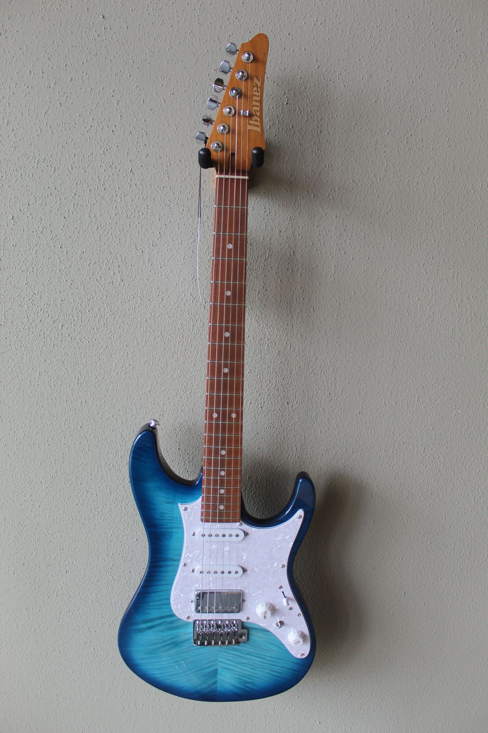 Ibanez Standard AZ22S1F Electric Guitar - Transparent Turquoise Burst Ibanez Standard AZ22S1F Electric Guitar - Transparent Turquoise Burst