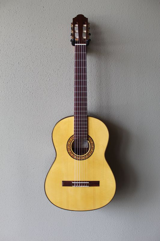 Flamenco Guitars | Memorial Music
