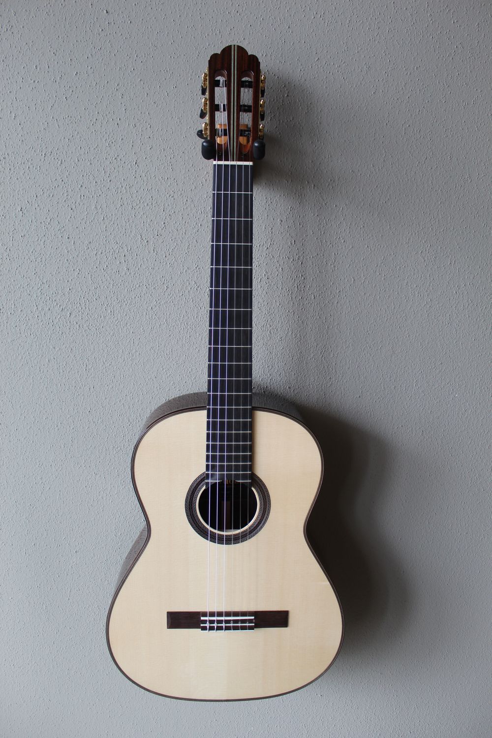 Cordoba Master Series Hauser Model Nylon String Classical Guitar - Made in USA Cordoba Master Series Hauser Model Nylon String Classical Guitar - Made in USA