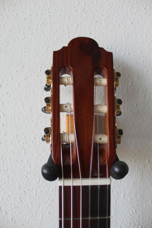 Marlon (Francisco) Navarro Flamenco Blanca Guitar