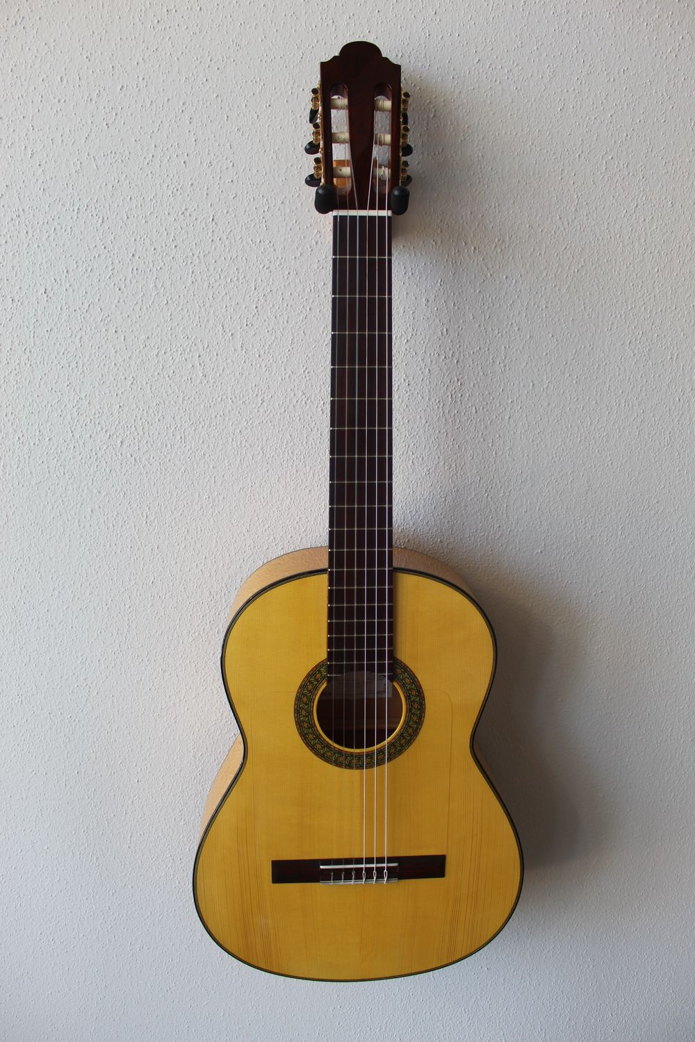 Marlon (Francisco) Navarro Left Handed Flamenco Blanca Guitar Marlon (Francisco) Navarro Left Handed Flamenco Blanca Guitar