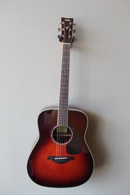 Yamaha FG830 Dreadnought Acoustic Guitar with Gig Bag - Tobacco