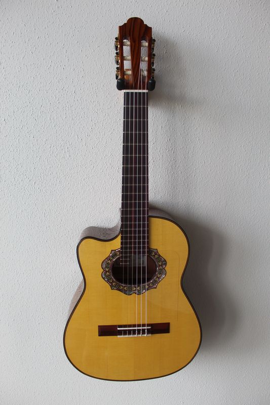 Marlon (Francisco) Navarro Left Handed Acoustic/Electric Requinto Guitar with Cutaway