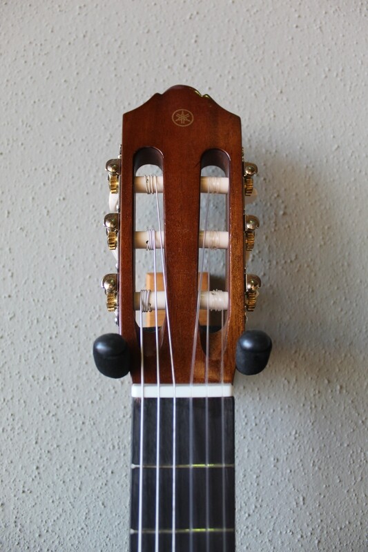 Yamaha CGS103A Nylon String Three Quarter (3/4) Size Classical Guitar with Gig Bag