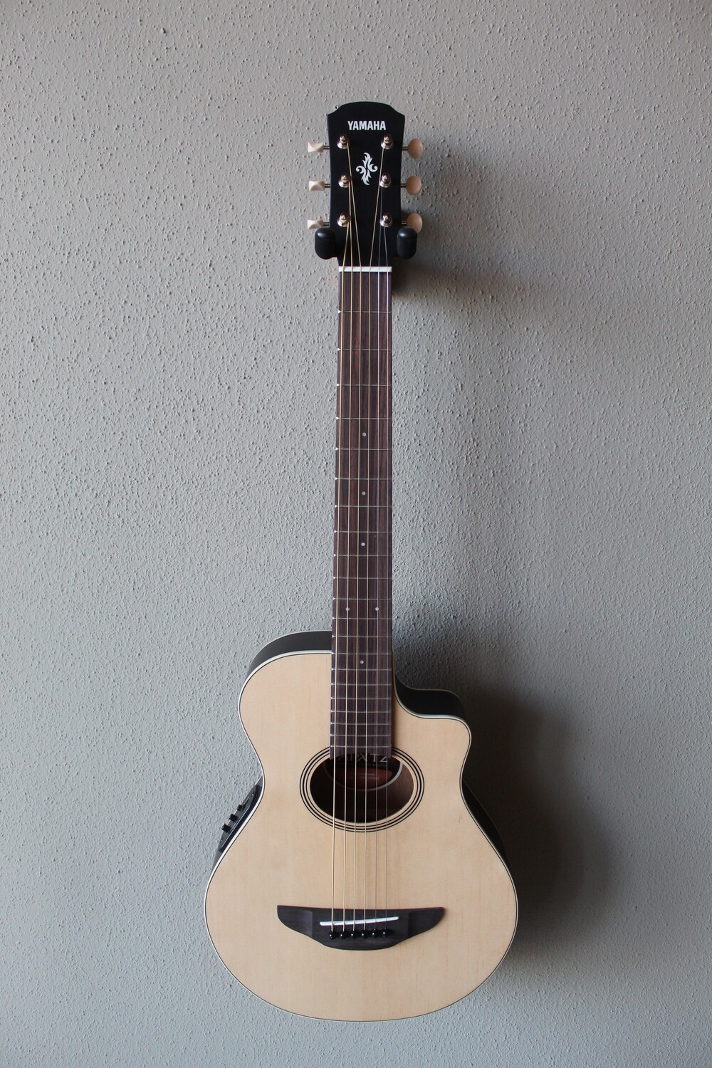 Yamaha APXT2 3/4 Size Steel String Acoustic/Electric Guitar with Gig Bag - Natural Yamaha APXT2 3/4 Size Steel String Acoustic/Electric Guitar with Gig Bag - Natural