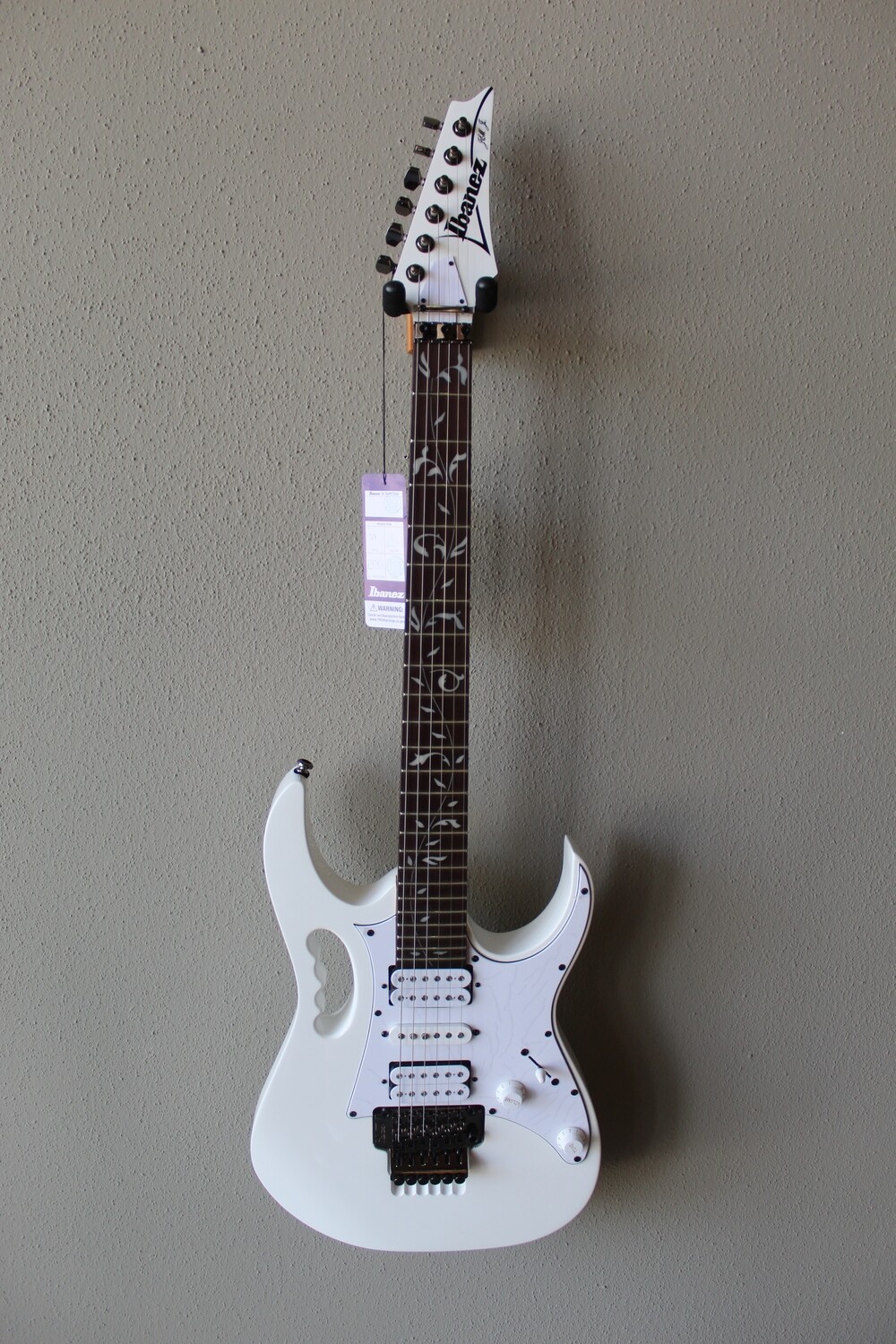 Ibanez JEMJR Steve Vai Signature Electric Guitar - White Ibanez JEMJR Steve Vai Signature Electric Guitar - White