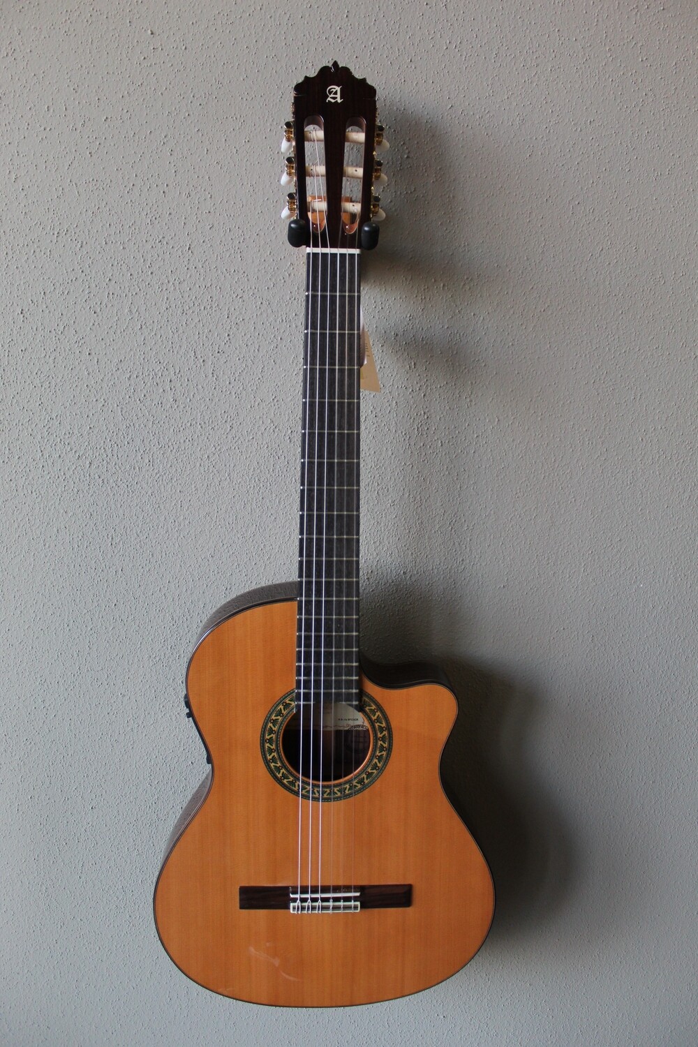 Alhambra 5P CT US Nylon String Acoustic/Electric Classical Guitar - Cutaway