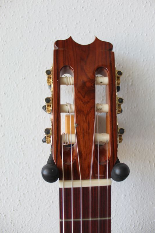 Marlon (Francisco) Navarro Conde Hermanos Model Flamenco Blanca Guitar