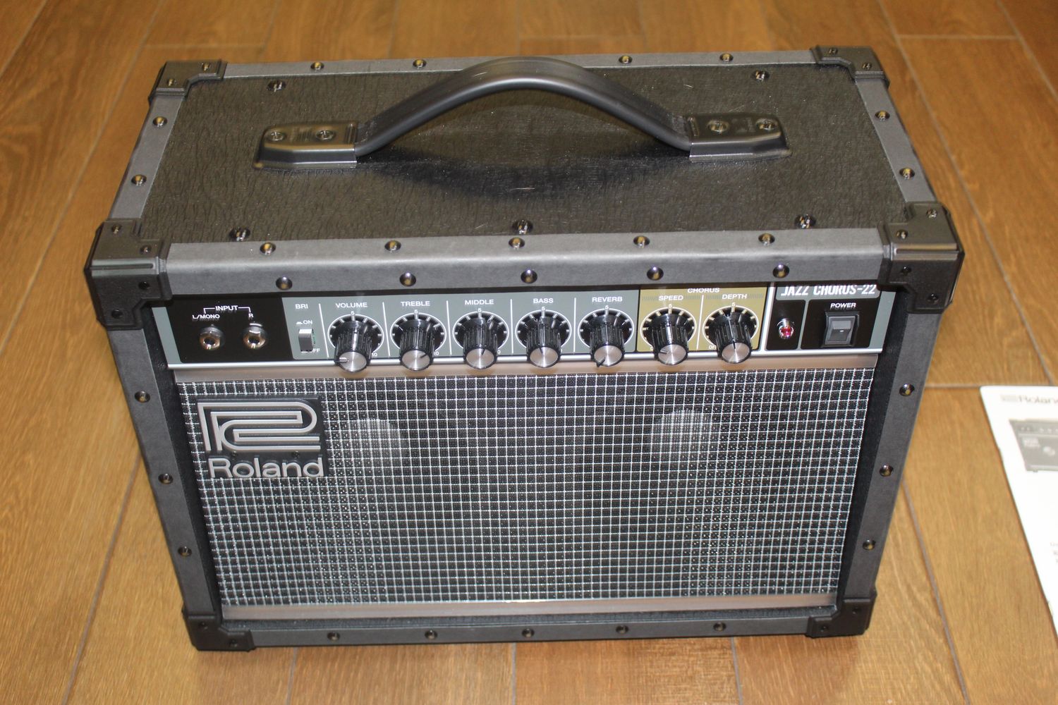 Used Roland JC-22 Jazz Chorus 30 Watt 2 X 6.5" Stereo Combo Guitar Amplifier