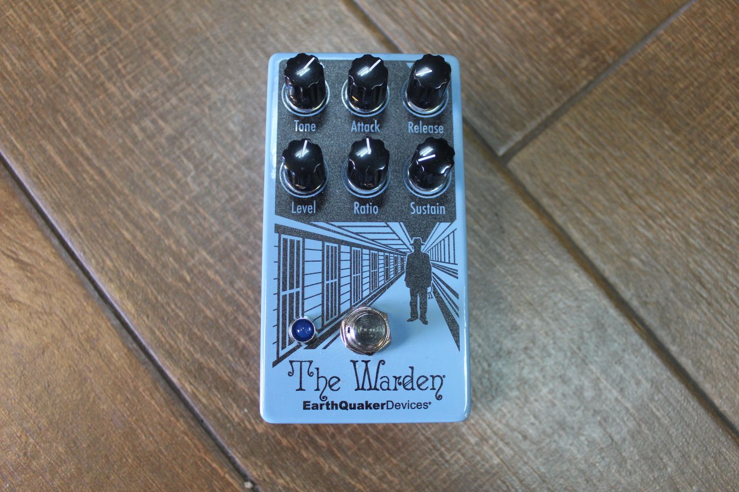 Used EarthQuaker Devices The Warden V2 Optical Compressor Guitar Pedal