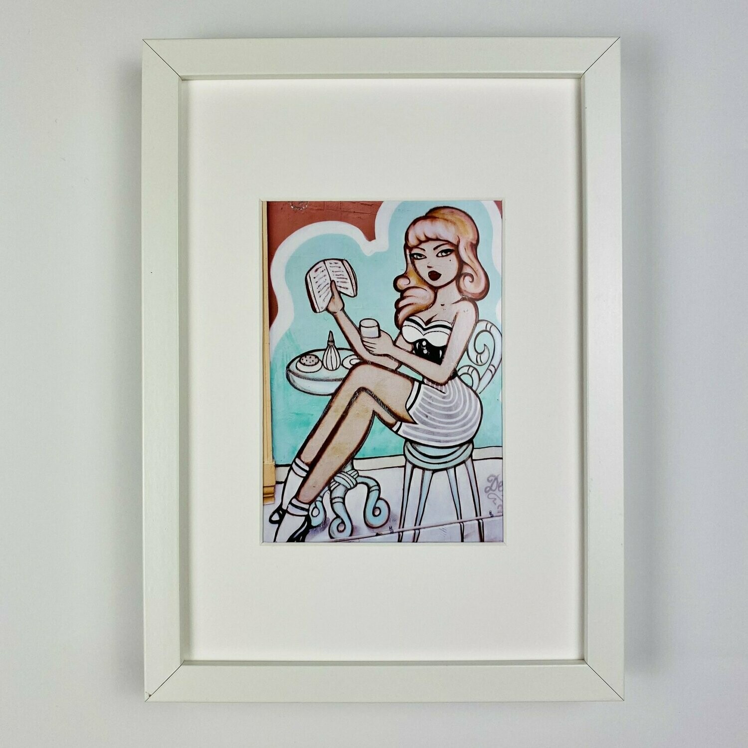 Pretty Nerd - Fotoprint - Streetart - Bilderrahmen