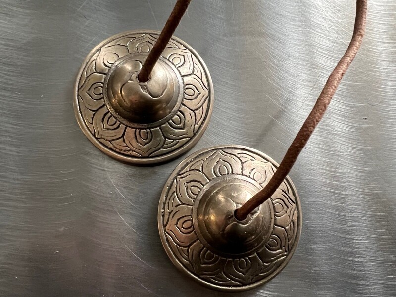 TINGSHA: Simple Lotus Prayer Chime