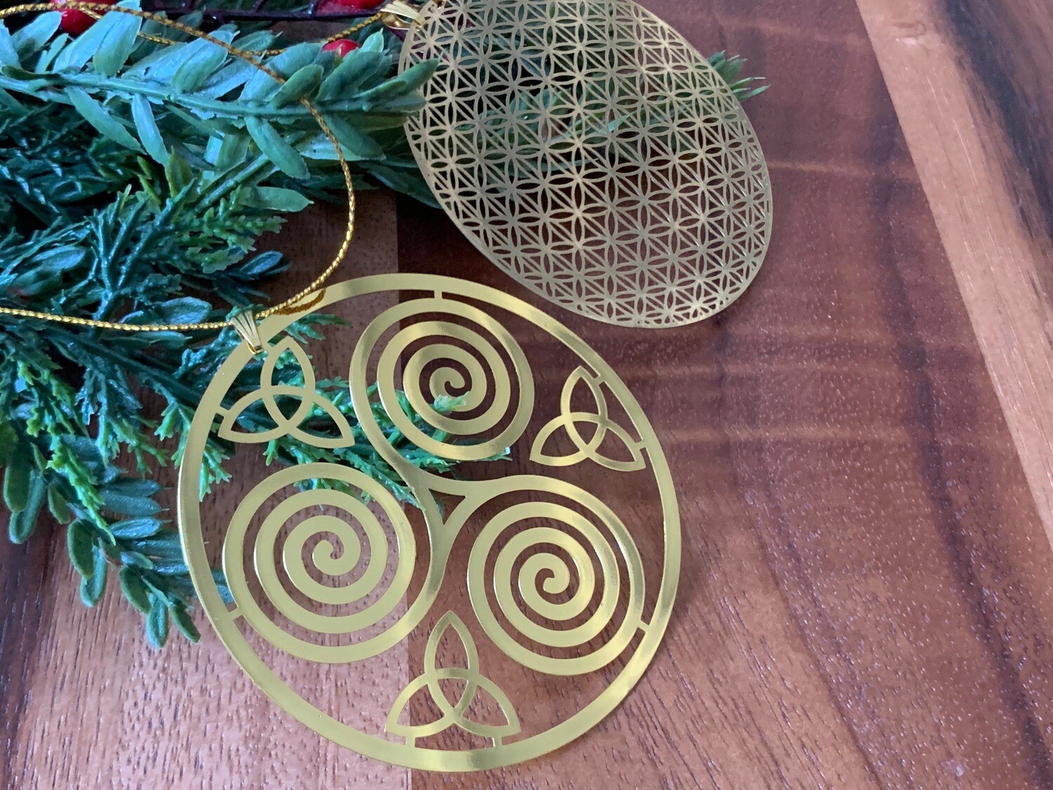 *Holiday Decoration - Triskelion (Celtic Spiral)
