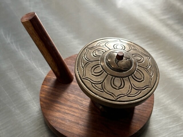 TABLE CHIME: LITTLE LOTUS w/striker