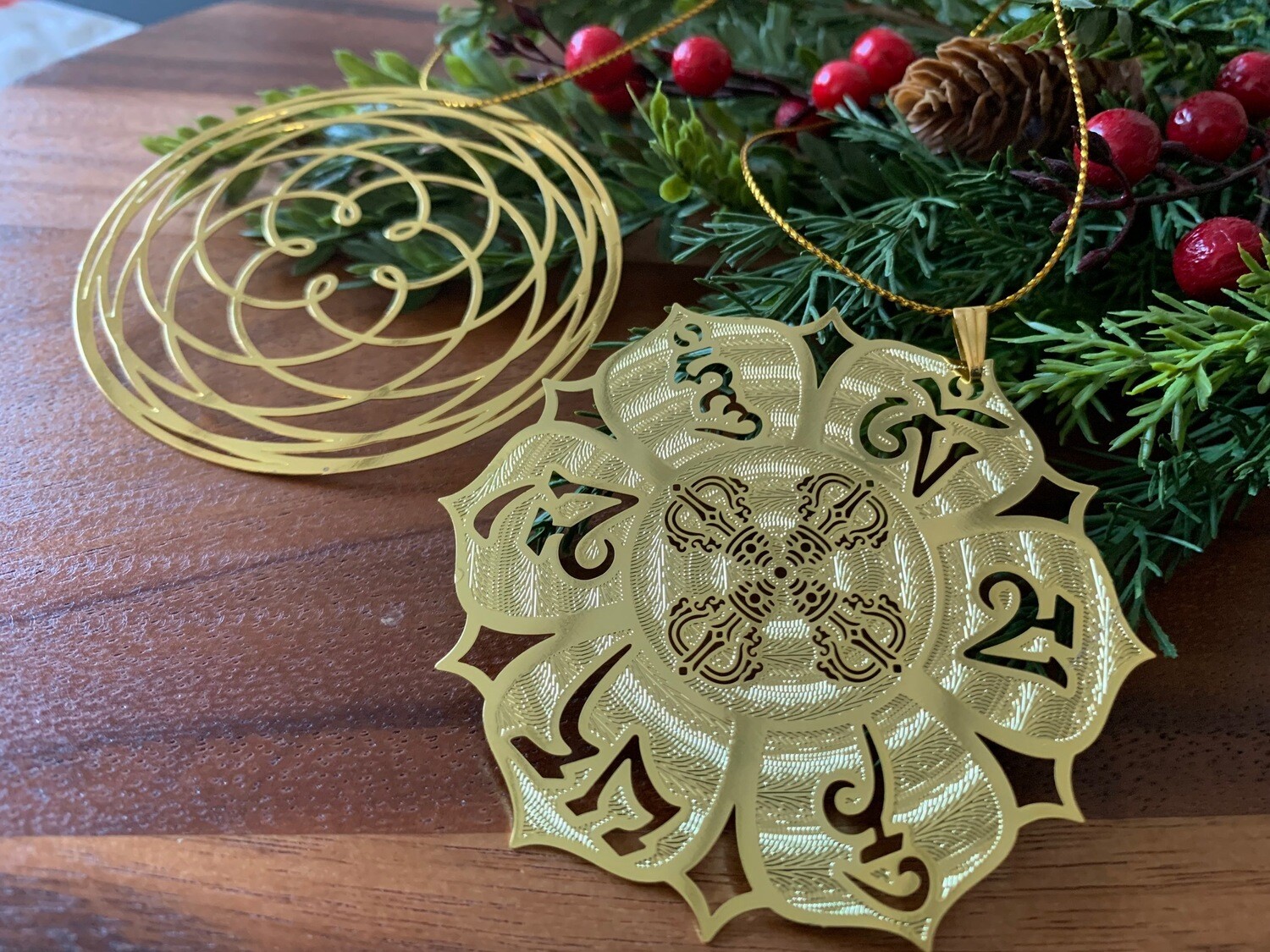 *Holiday Decoration - Orbital Dance of Venus
