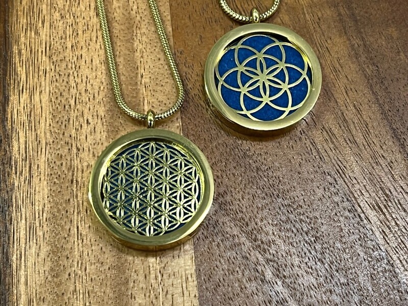 Necklace: Sacred Geometry Aromatherapy Double Sided Pendant (Flower of Life / Seed of Life: Gold)