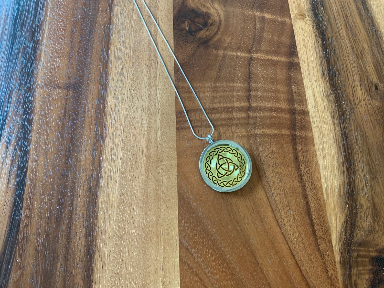 Necklace: Celtic Triquetra Pendant with Chain