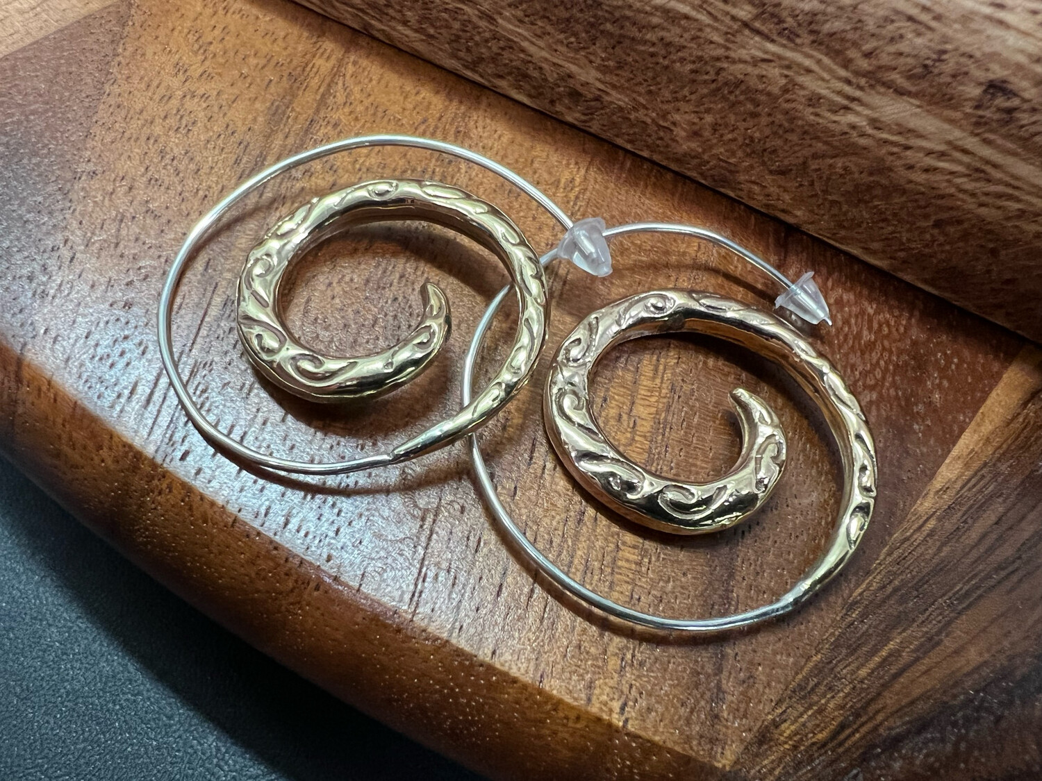 Earrings: BROCADE SPIRAL