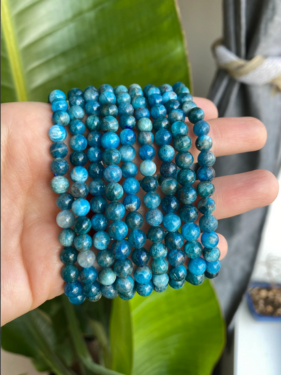 Stone Bracelet - Blue Apatite