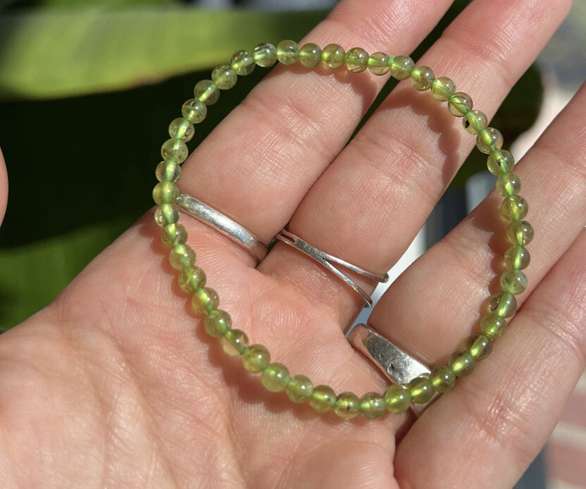 Stone Bracelet - Peridot | 4mm