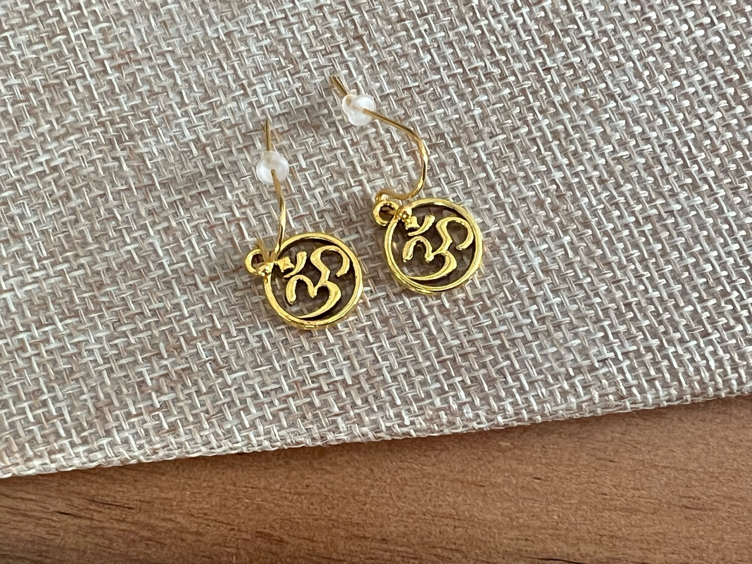 Earrings: Gold Plated Round Om (10mm)