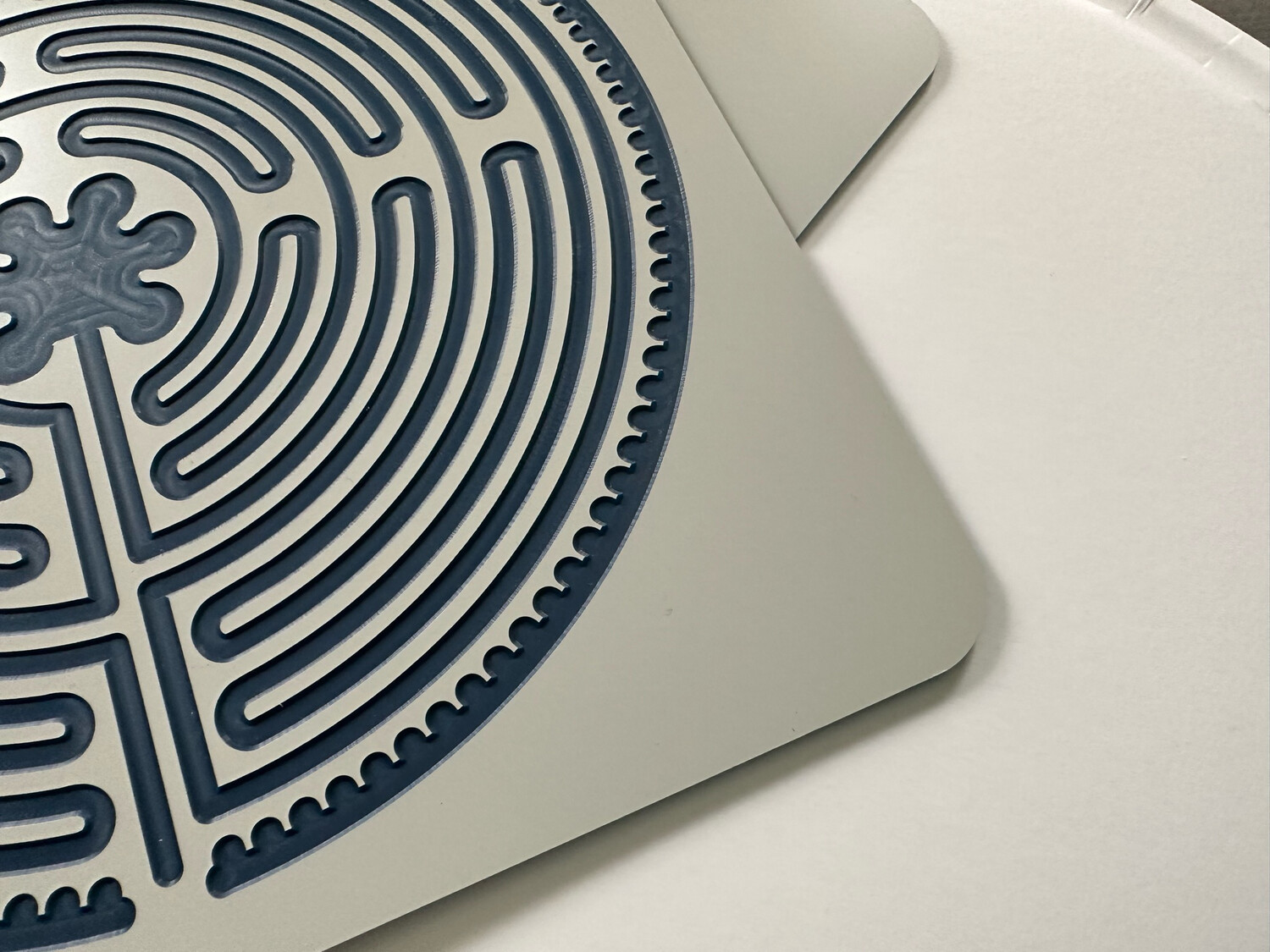 Acrylic Chartres Labyrinth (multiple colors) | 8-inch