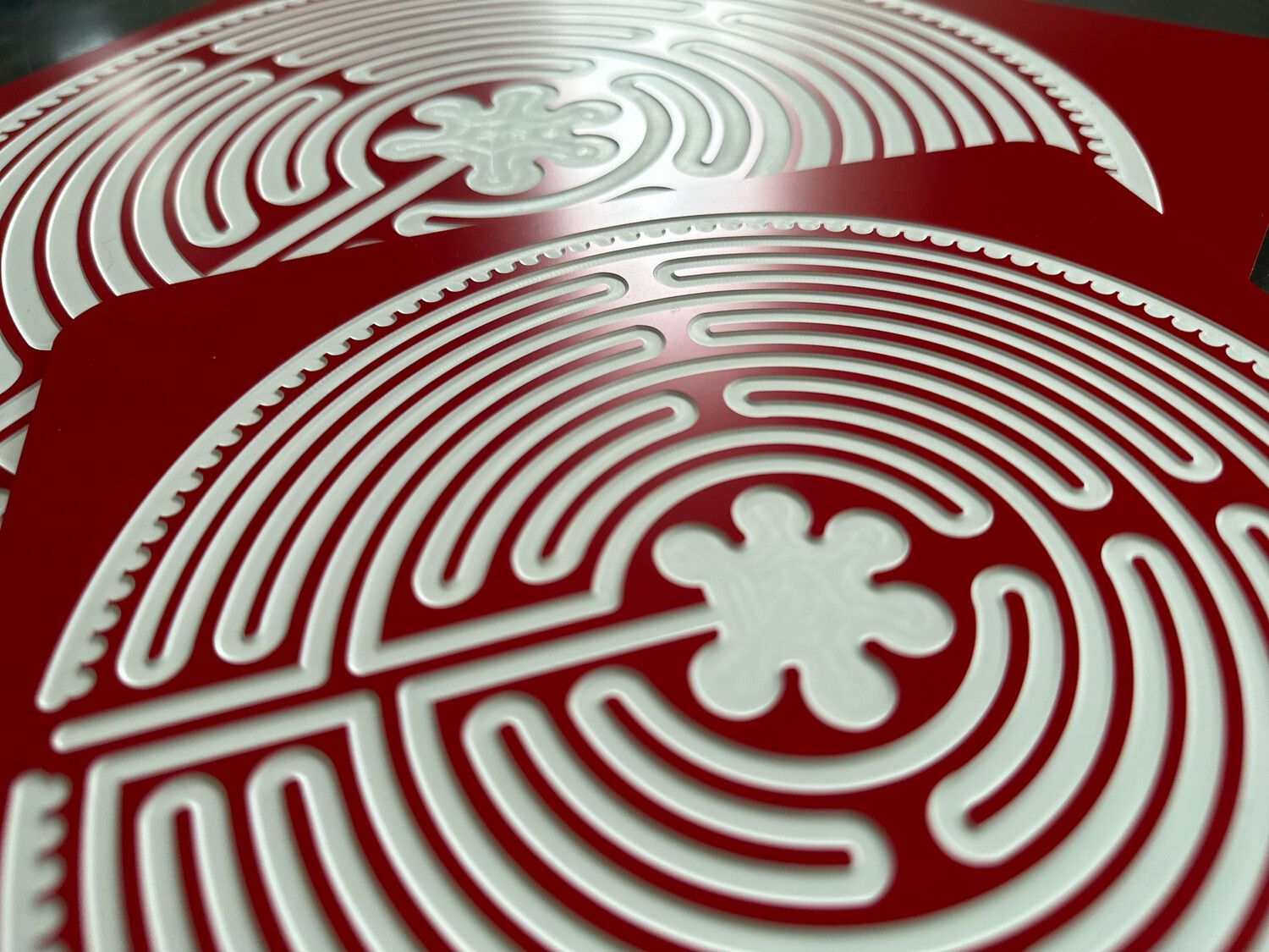 Acrylic Chartres Labyrinth (multiple colors) | 8-inch