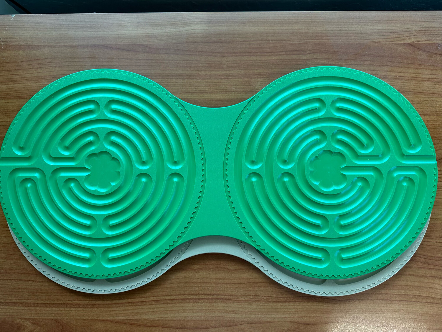 Dual Labyrinths | 26-inch