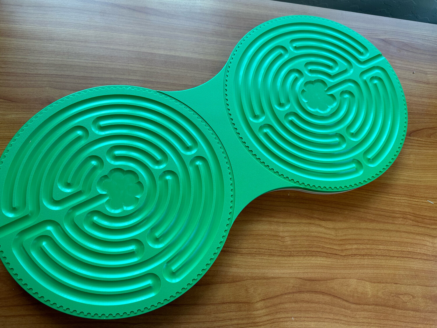 Dual Labyrinths | 26-inch