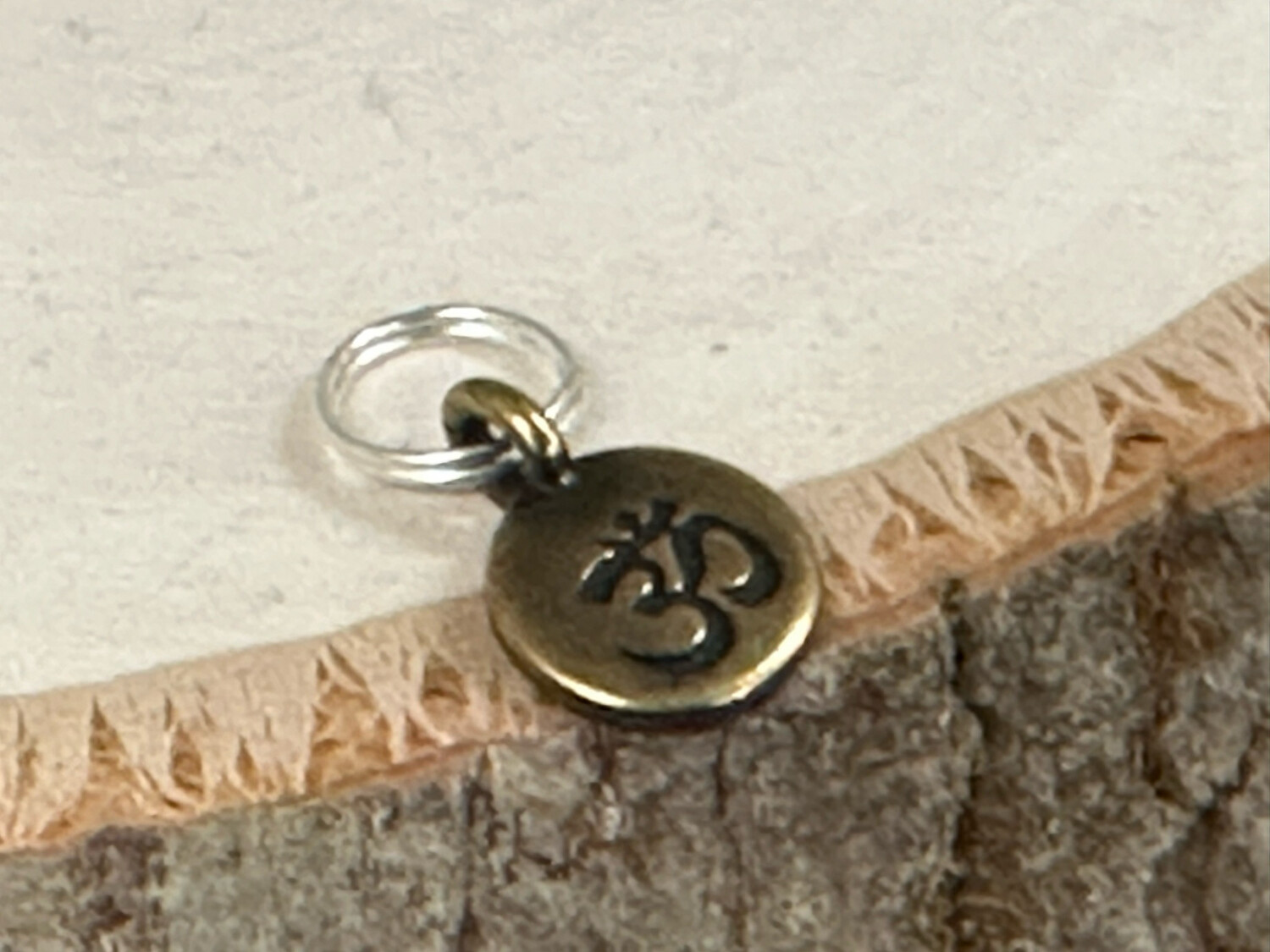 Keychain Mini Embellishment: Om (Antique Bronze)