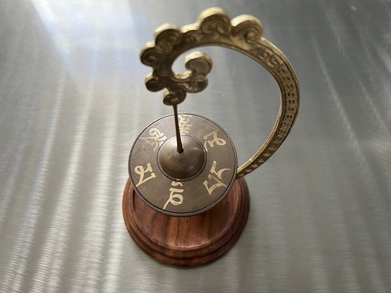 TABLE CHIME: Om Mani Tingsha w/striker