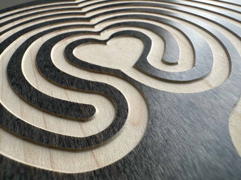 Heart of Peace Labyrinth (Maple Wood | Stain) | 7-inch