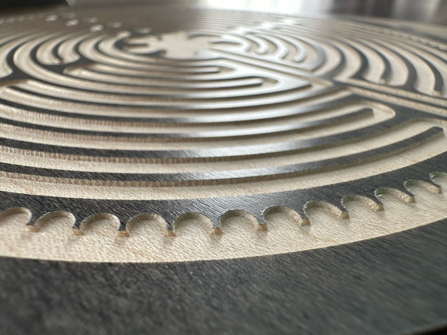 Chartres Labyrinth (Maple Wood | Stain) | 7-inch