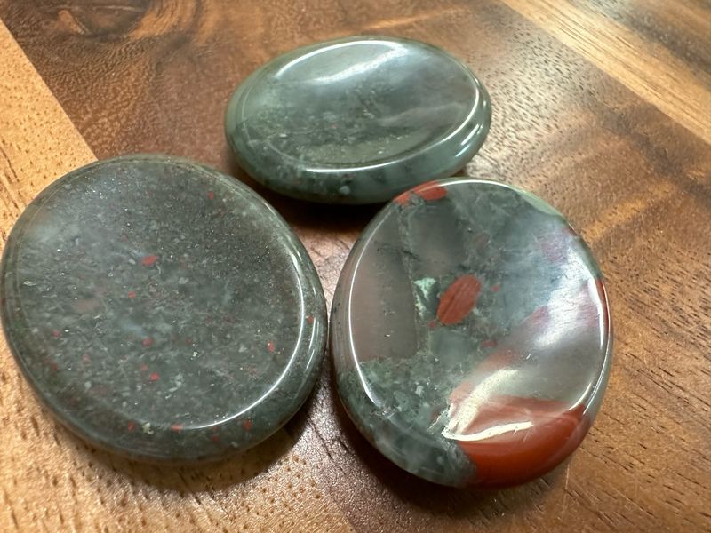 Pocket Token | Stone - Bloodstone Jasper