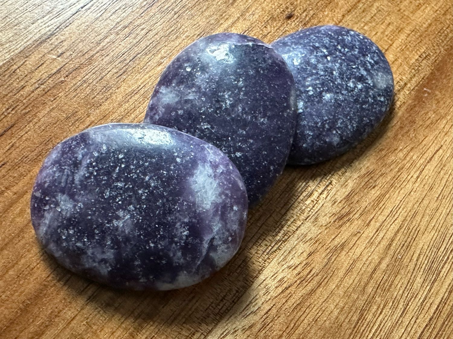 Pocket Token | Stone - Lepidolite