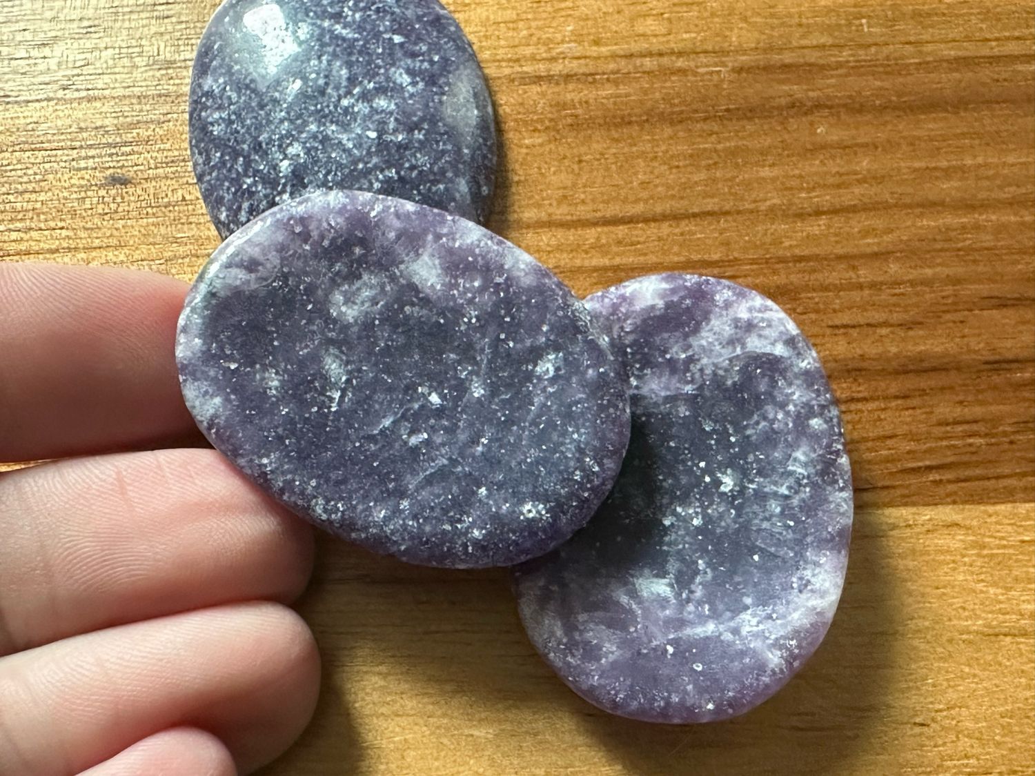 Pocket Token | Stone - Lepidolite