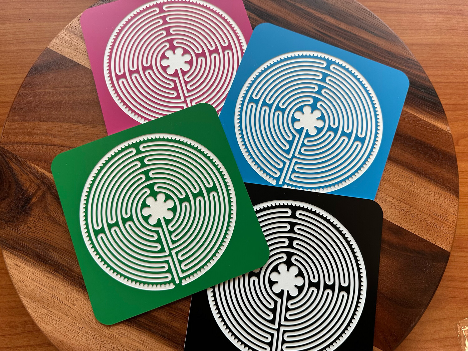 Acrylic Full Chartres Labyrinth &amp; Stylish Stylus | 6-inch