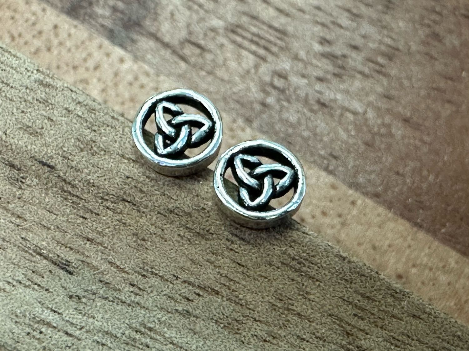 Earrings: Tiny Studs - Celtic