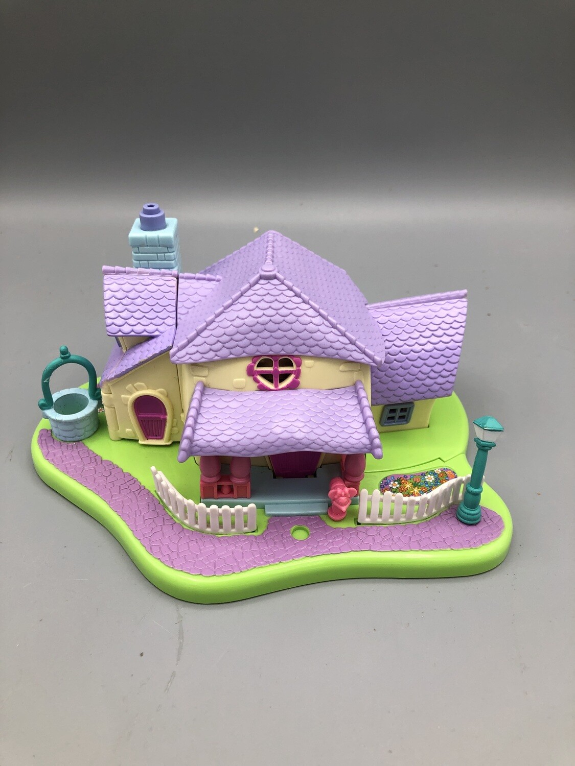 Polly Pocket Bluebird 1995 Minnie's Surprise Party House